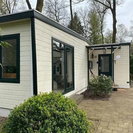 Sfeervol Hoenderloo, De Veluwe *