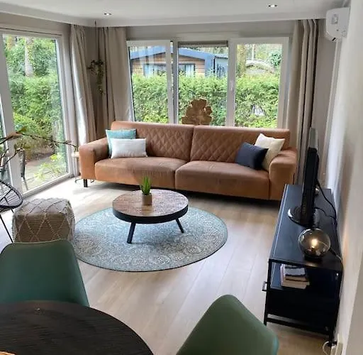 Chalet Sfeervol Hoenderloo, De Veluwe *